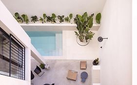 YOURS boutique stay